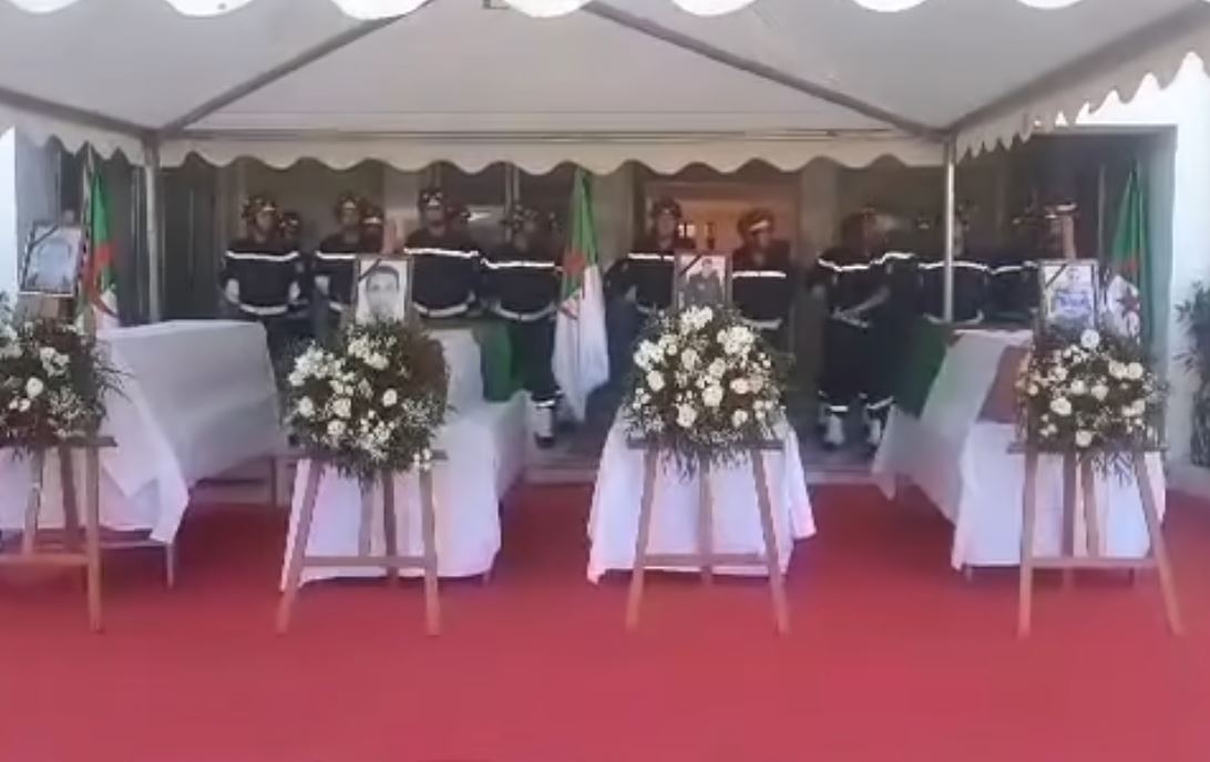 مراسم تأبينية شهداء حادثة طائرة الحماية المدنية
