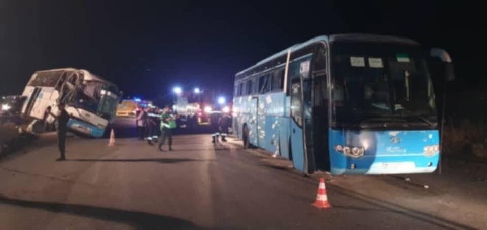 27 جريحًا في اصطدام حافلتين بقسنطينة