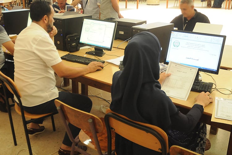 سلم أولوية الناجحين يتغير والاختيارات تسقط العرف الاجتماعي