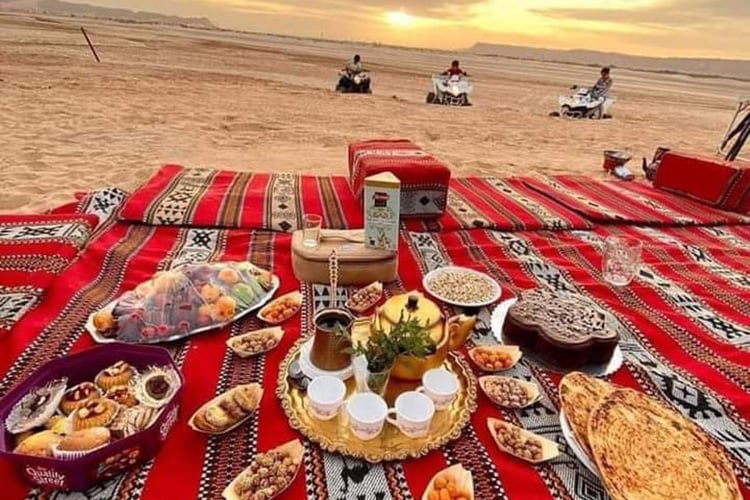 الرمال الذهبية بديل الشواطئ للعائلات الورقلية