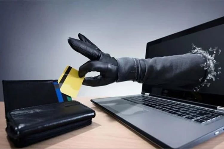 صفحات وهمية توقع الجزائريين في فخ الجوائز الكاذبة!