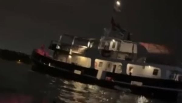 “حريق في “أسطول الصمود” قبالة سواحل تونس.. هل استهدفه الصهاينة بمسيّرة؟