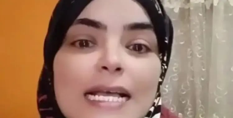 استعطفت الناس ثم أثارت غضبهم.. ماذا فعلت بلوجر مصرية؟!