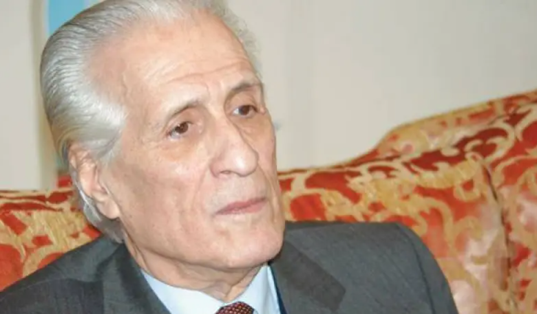 رحيل الذين يكتبون المعنى.. في وداع الدكتور طالب الإبراهيمي