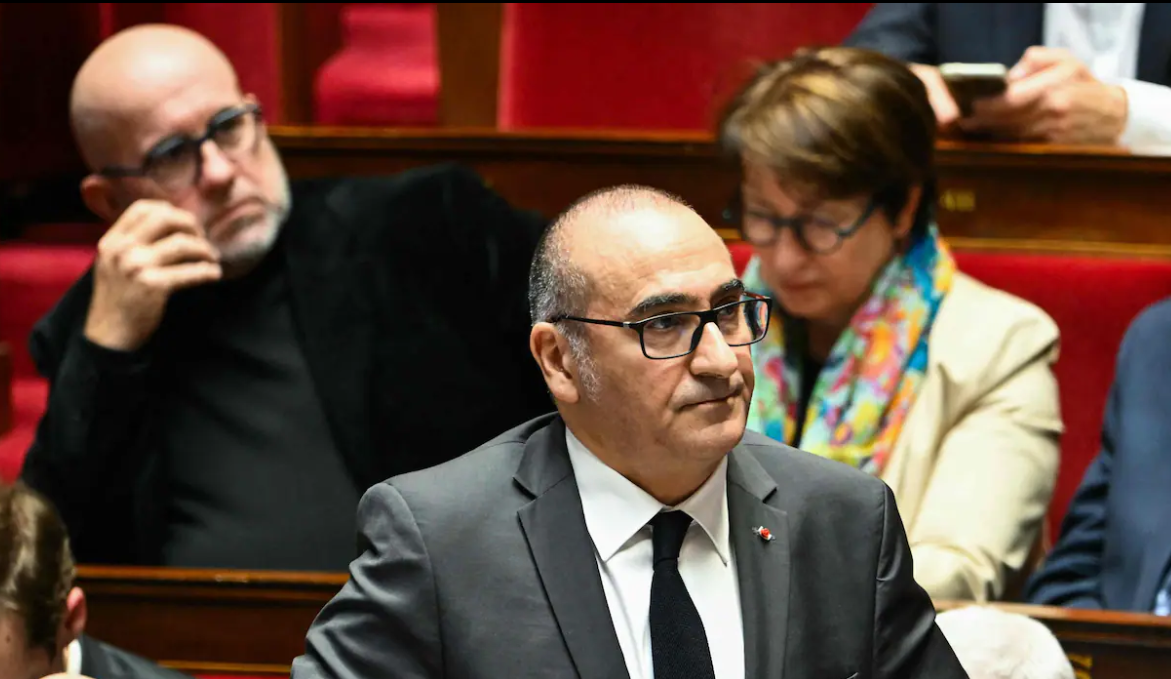 “هذا الأسلوب لا يجدي نفعا مع الجزائر”.. وزير داخلية فرنسا يحذّر السياسيين 