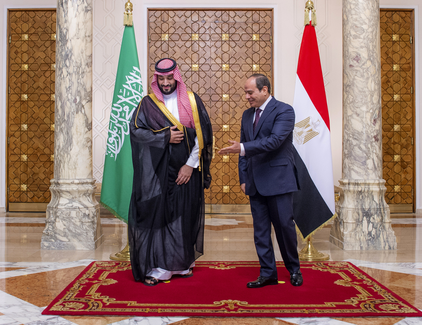 مصر تكشف حقيقة “توتر العلاقات” مع السعودية