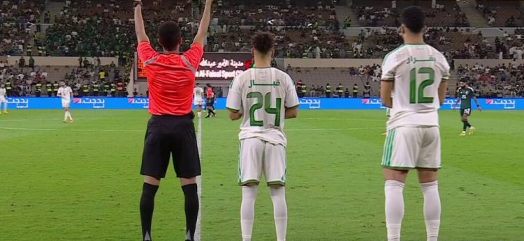 ارتفاع القيمة المالية لِثلاثة دوليين جزائريين ارتفاع القيمة المالية لِثلاثة دوليين جزائريين