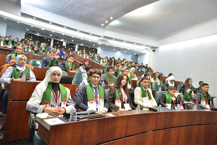 برلمان الطفل الجزائري