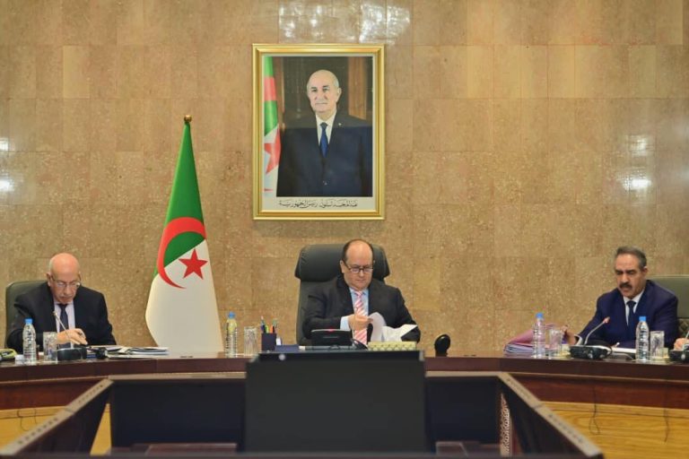 سيفي غريب