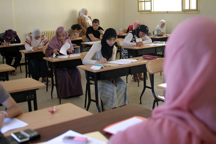 الجزائر – إعفاء هؤلاء من حراسة امتحانات “البيام” و”البكالوريا” – الشروق أونلاين