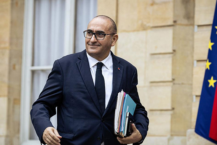 الجزائر – باريس تطلق الخطوة الأولى وعدم الاستجابة للمطالب الجزائرية يهدد الزيارة