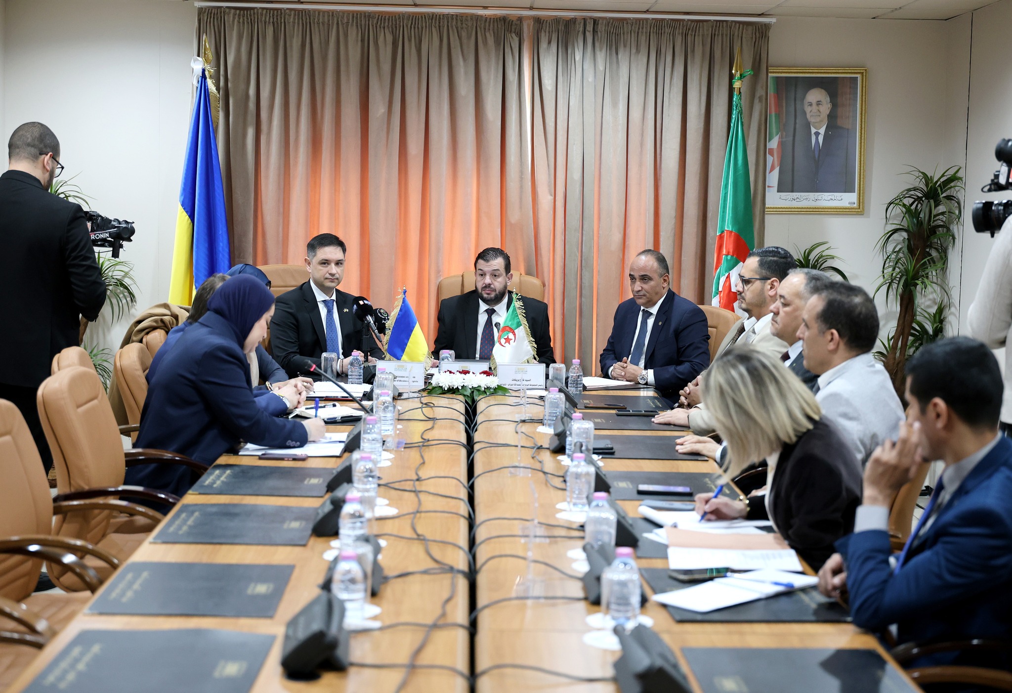 الجزائر – افتتاح مجموعة الصداقة البرلمانية “الجزائر وأوكرانيا” – الشروق أونلاين