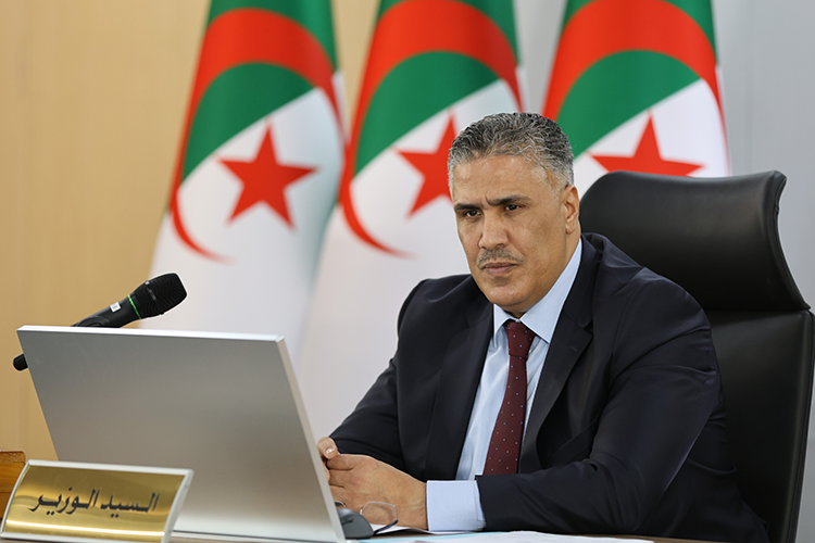 الجزائر – وزير الإسكان يكشف موعد تسليم أول الوحدات السكنية 3 – الشروق أونلاين