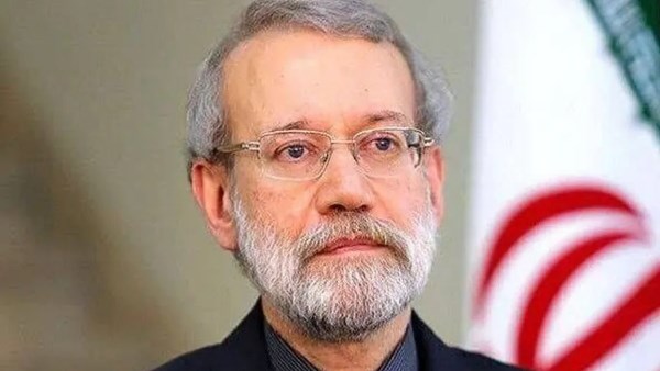 إعلام عبري: استهداف "لاريجاني" في غارة جوية ليلية