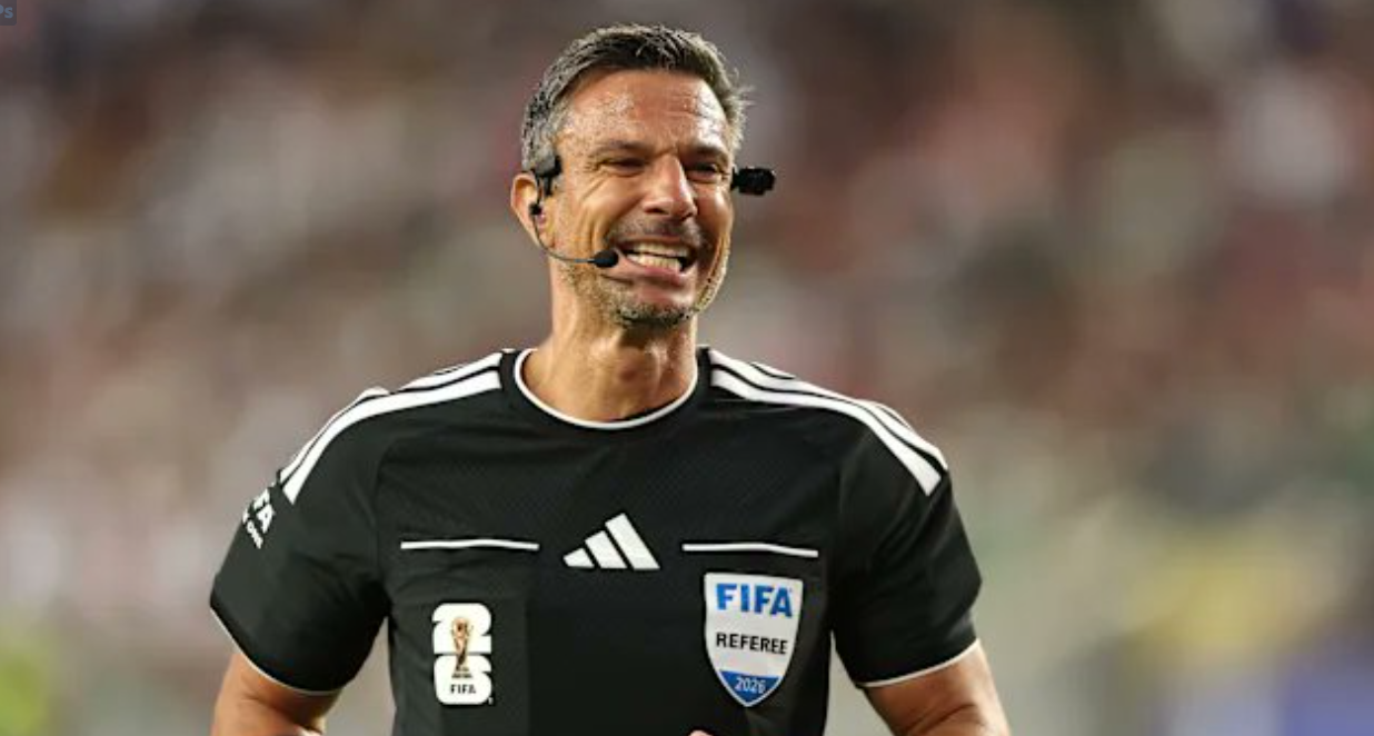 حكم نهائي مونديال 2026 يعلن إعتزاله