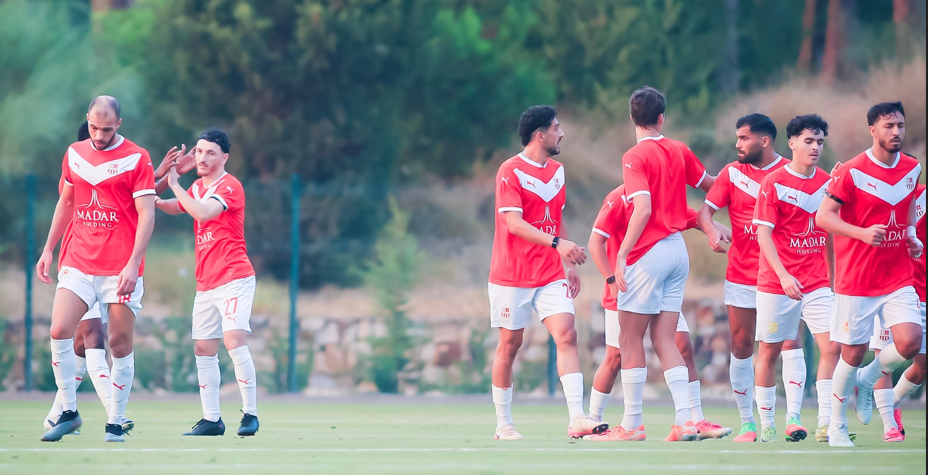 شباب بلوزداد يفوز وديا على التقدم الرياضي بساقية الداير (فيديو)