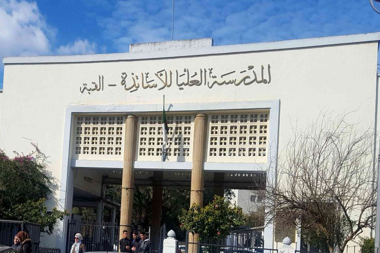 الجزائر – إطلاق التوظيف المباشر لخريجي الثانوية العامة للأساتذة دفعة 2026 – الشروق أونلاين الجزائر – إطلاق التوظيف المباشر لخريجي الثانوية العامة للأساتذة دفعة 2026 – الشروق أونلاين