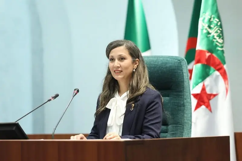 Khalida Boufeddech devient la première femme à la tête du Parlement