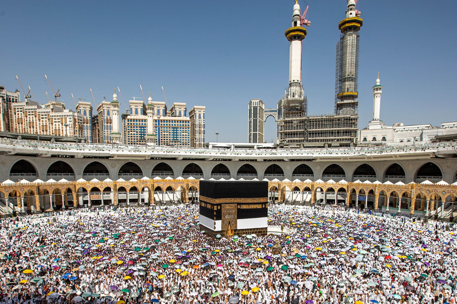 "التماس" لزيادة عدد الوكالات الخاصة المعنية بتنظيم رحلات الحجّ