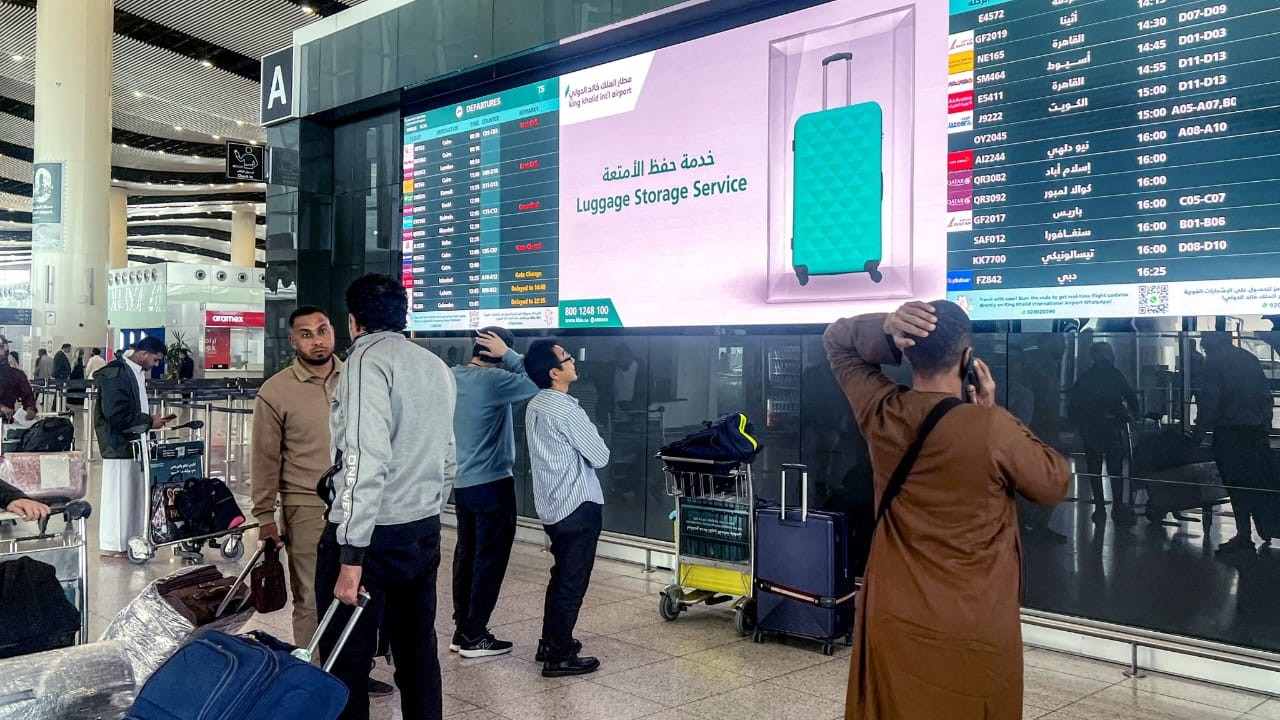 Suspension des vols à l'aéroport de Riyad après des attaques