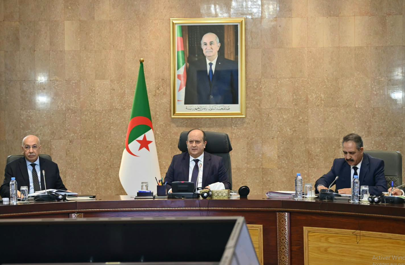 ملفات الميزانية والانتخابات والصحة على طاولة الحكومة
